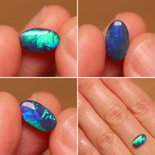 Load image into Gallery viewer, Black Opal 0.95ct - Gold