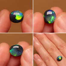 Load image into Gallery viewer, Black Opal 1.30ct - Gold