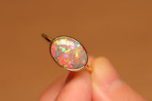 Load image into Gallery viewer, Floral Pattern Gem Crystal Opal Ring - 18k Gold