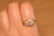 Load image into Gallery viewer, Floral Pattern Gem Crystal Opal Ring - 18k Gold