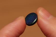 Load image into Gallery viewer, Black Opal 2.03ct - Gold