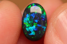 Load image into Gallery viewer, Black Opal 1.37ct - Gold