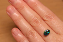 Load image into Gallery viewer, Black Opal 1.37ct - Gold