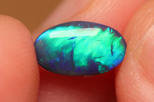 Load image into Gallery viewer, Black Opal 0.95ct - Gold