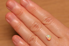 Load image into Gallery viewer, Crystal Opal 0.91ct