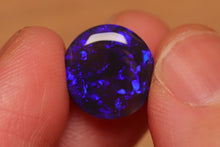 Load image into Gallery viewer, Black Crystal Opal 3.16ct