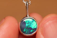 Load image into Gallery viewer, Black Opal Pendant 1.06ct - Silver