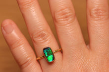 Load image into Gallery viewer, Flash Green Royal Blue Boulder Opal Ring - 18k Gold