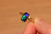 Load image into Gallery viewer, Flash Green Royal Blue Boulder Opal Ring - 18k Gold