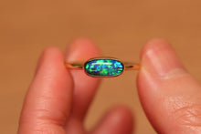 Load image into Gallery viewer, Top Quality Black Opal Ring - 18k Gold