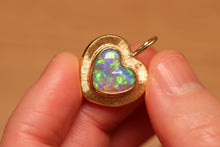 Load image into Gallery viewer, Sunray Love Crystal Opal Pendant - 18k Gold