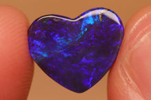 Load image into Gallery viewer, Heart Boulder Opal 2.2ct