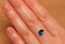 Load image into Gallery viewer, Boulder Opal 1ct