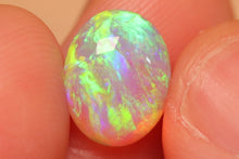 Load image into Gallery viewer, Crystal Opal 1.80ct