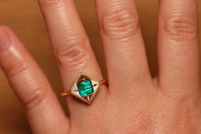 Load image into Gallery viewer, Light Within Me Flashy Boulder Opal Ring - 18k Gold