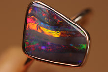 Load image into Gallery viewer, Elegant Red Stripes Boulder Opal Ring - 18k Rose Gold