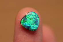 Load image into Gallery viewer, Boulder Opal 1.99ct