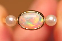Load image into Gallery viewer, Two Accent Pearl Pastel Opal Ring - 18k Gold