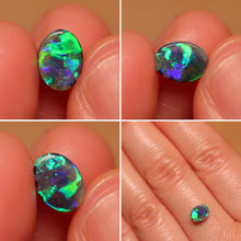 Load image into Gallery viewer, Boulder Opal 0.9ct
