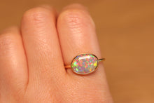Load image into Gallery viewer, Floral Pattern Gem Crystal Opal Ring - 18k Gold

