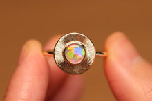 Load image into Gallery viewer, Sunray Crystal Opal Ring - 9k Gold
