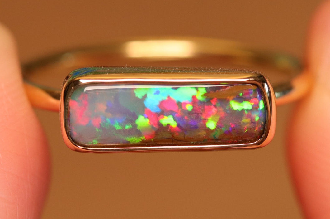Pinky Green Pipe Opal Ring - 18k Gold