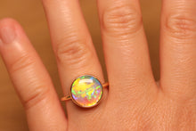 Load image into Gallery viewer, Green Orange Crystal Opal Ring - 18k Gold
