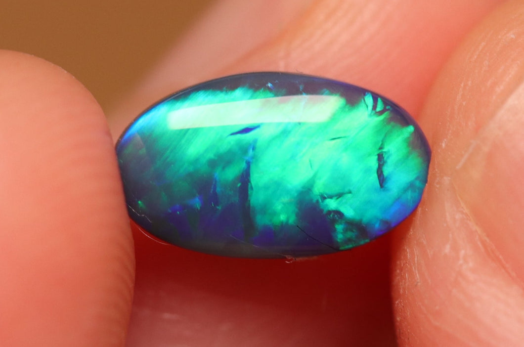 Black Opal 0.95ct - Gold