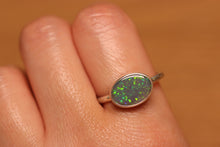 Load image into Gallery viewer, Green Pinfire Pattern Opal Ring - Silver
