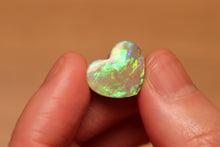 Load image into Gallery viewer, Heart Boulder Opal 5.9ct
