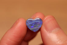 Load image into Gallery viewer, Heart Boulder Opal 3.2ct
