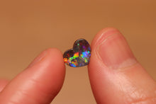 Load image into Gallery viewer, Heart Boulder Opal 1.3ct
