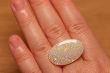 Load image into Gallery viewer, Pinfire Pattern Pastel Opal 14.62ct
