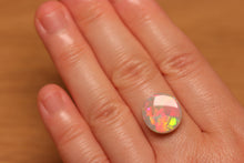 Load image into Gallery viewer, Broad Flash Red Opal 5.46ct
