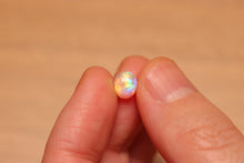 Load image into Gallery viewer, Crystal Opal 0.77ct
