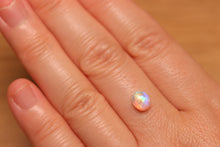 Load image into Gallery viewer, Crystal Opal 0.77ct
