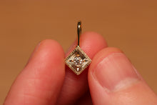 Load image into Gallery viewer, Light Within Me Diamond Charm - 18k Gold

