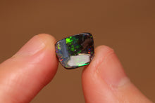 Load image into Gallery viewer, Boulder Opal 2.67ct
