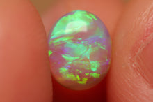 Load image into Gallery viewer, Crystal Opal 0.83ct
