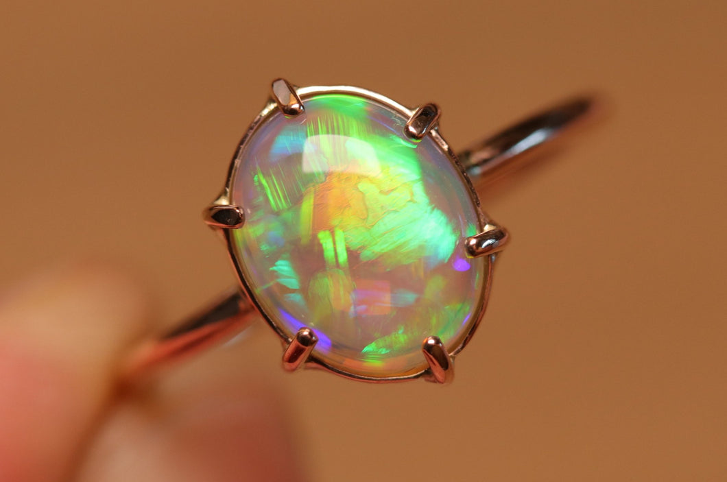 Stunning Green Crystal Opal Ring - 18k Rose Gold