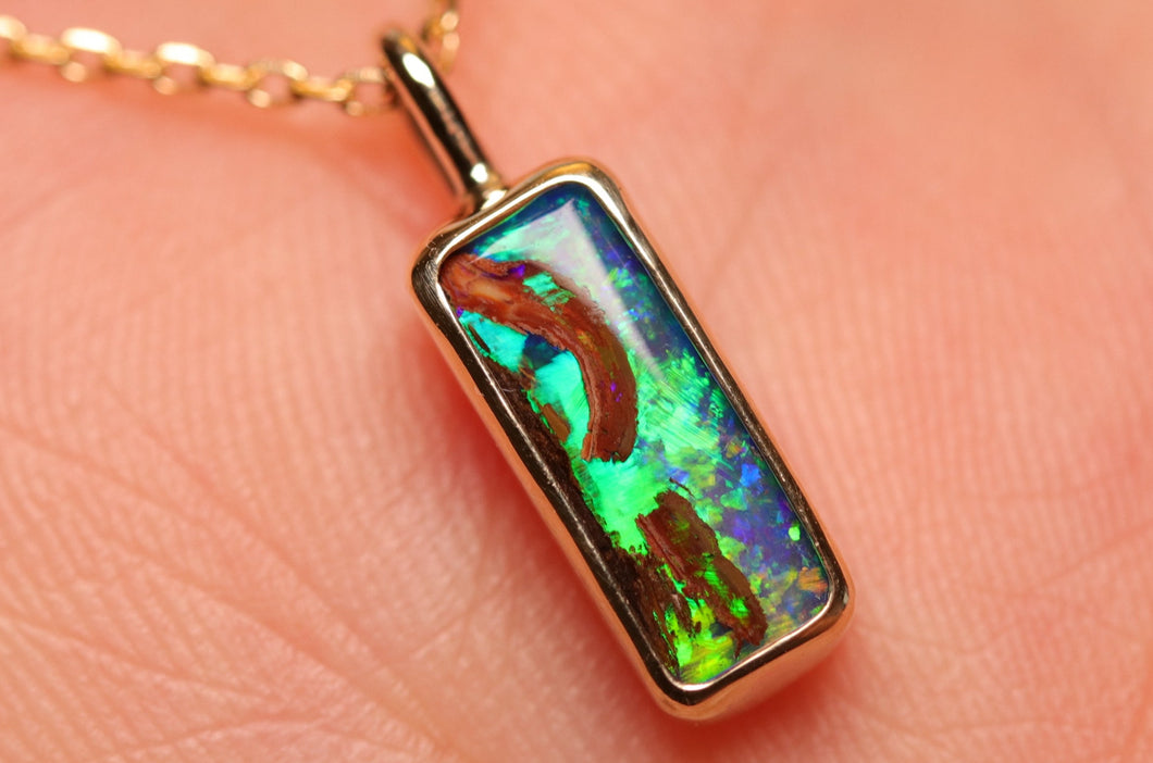 Sparkly Green Blue Pipe Opal Pendant - 9k Gold