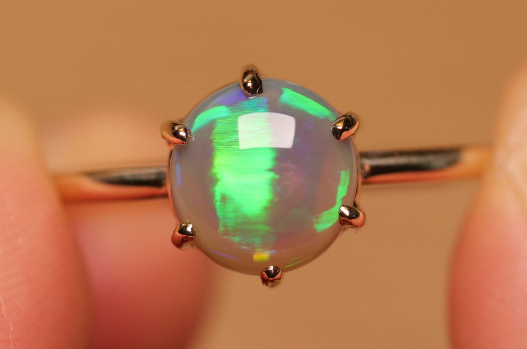 Cats Eye Green Crystal Prong Set Opal Ring - 9k Gold