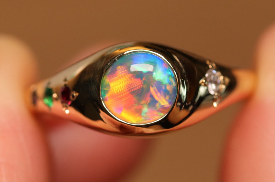 Crystal Opal Organic Signet Ring - 18k Gold