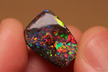 Load image into Gallery viewer, Boulder Opal 4.25ct
