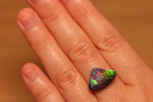 Load image into Gallery viewer, Boulder Opal 6.35ct
