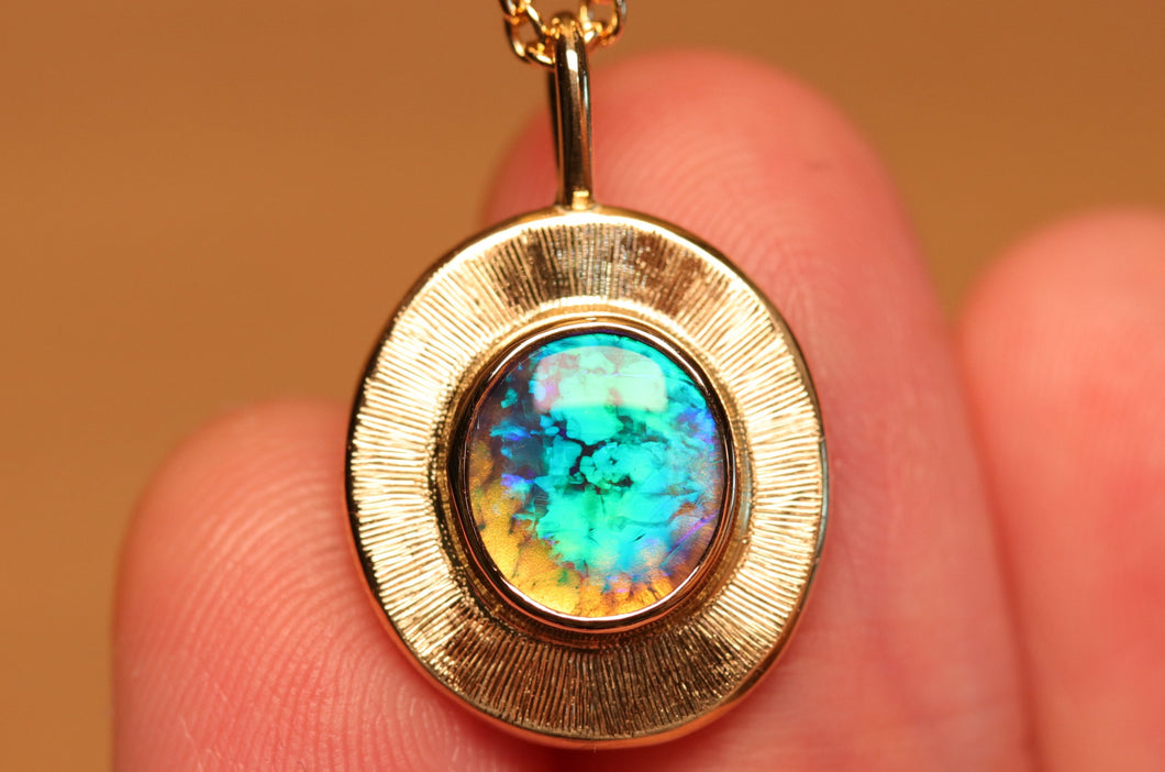 Sunray Mystic Opal Pendant - 18k Gold