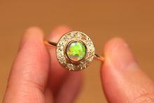 Load image into Gallery viewer, Sunray Halo Green Crystal Opal Ring - 18k Gold
