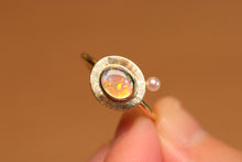 Load image into Gallery viewer, Sunray Pastel Crystal Opal Ring - 18k Gold
