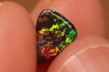 Load image into Gallery viewer, Boulder Opal 0.66ct
